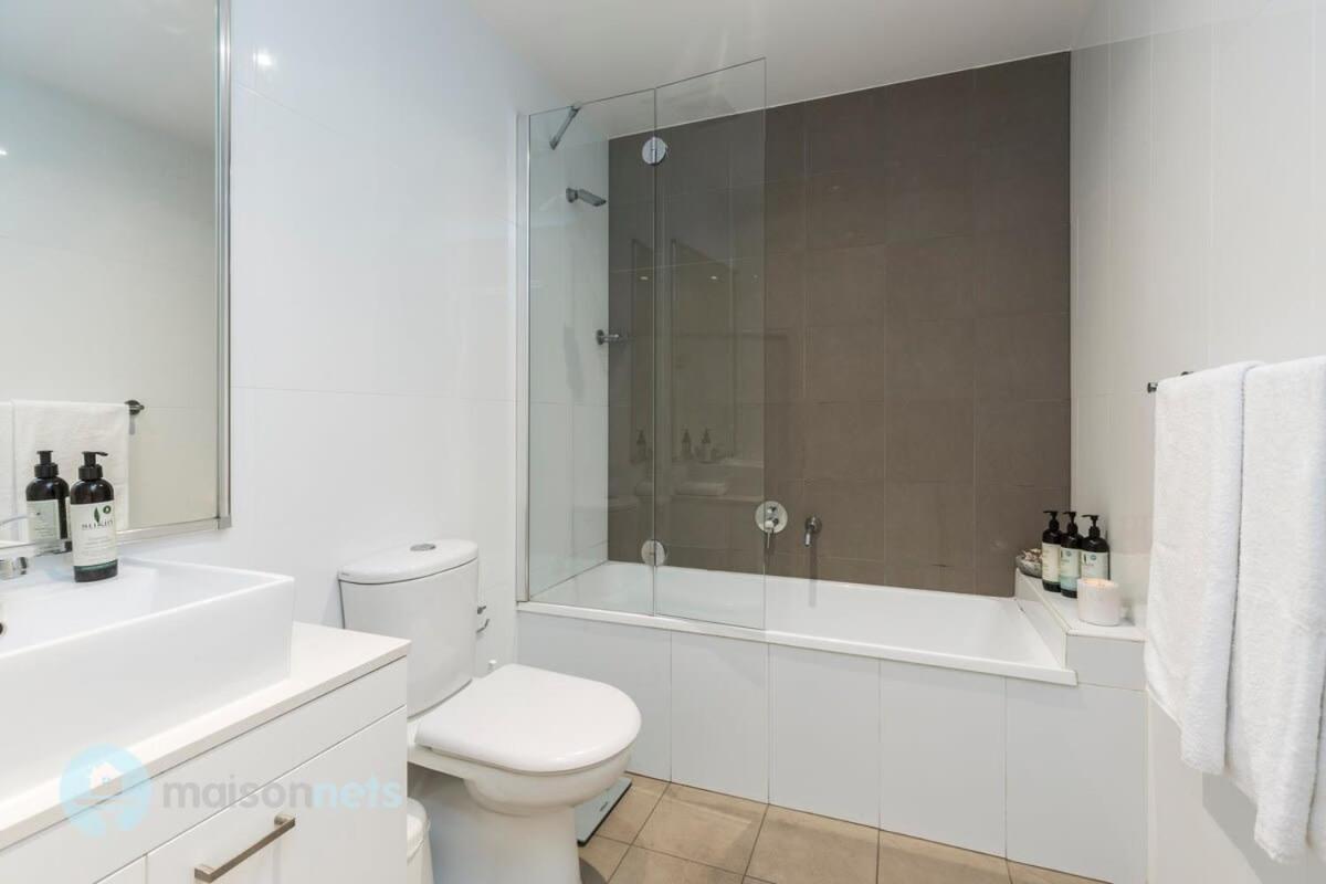 Redfern One Bedroom With Views Appartamento