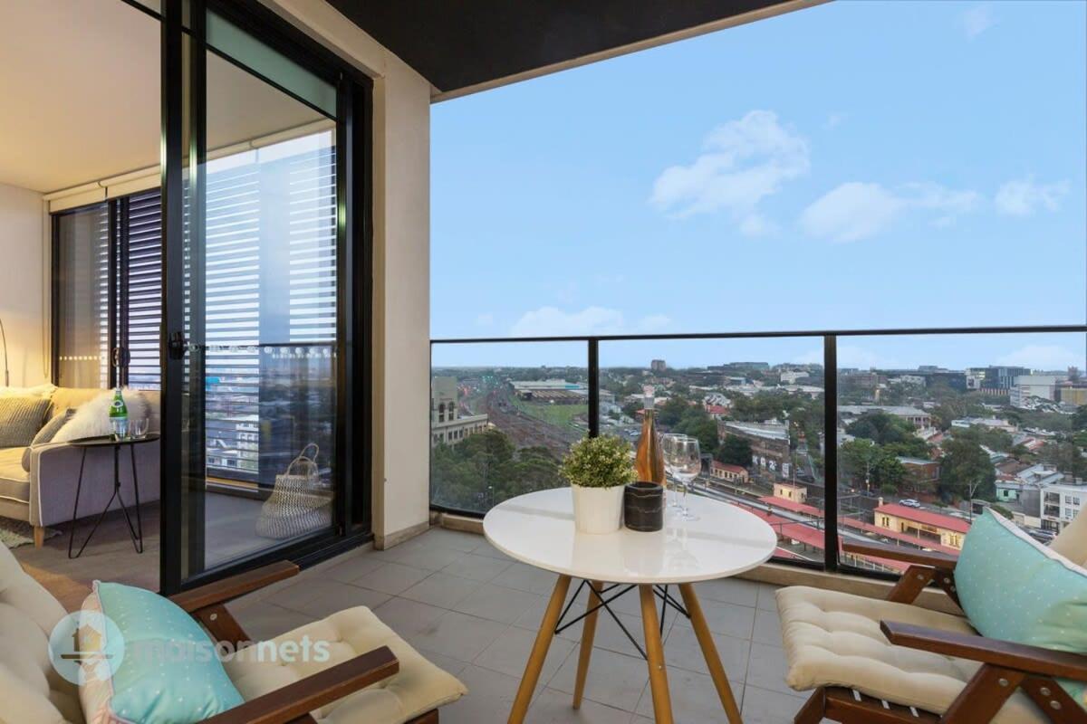 Redfern One Bedroom With Views Appartamento